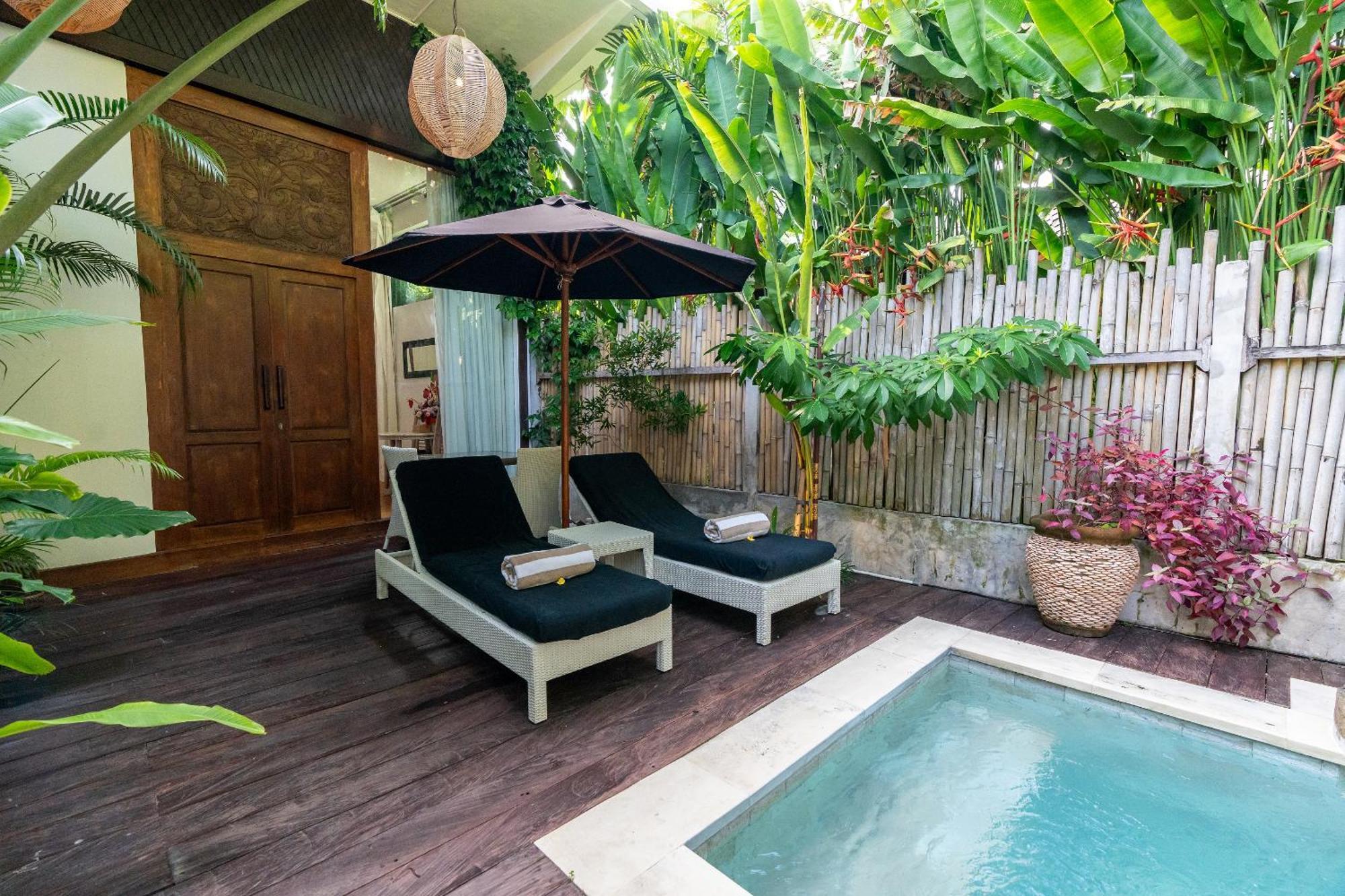 The Gardens Seminyak Hotel Exterior photo